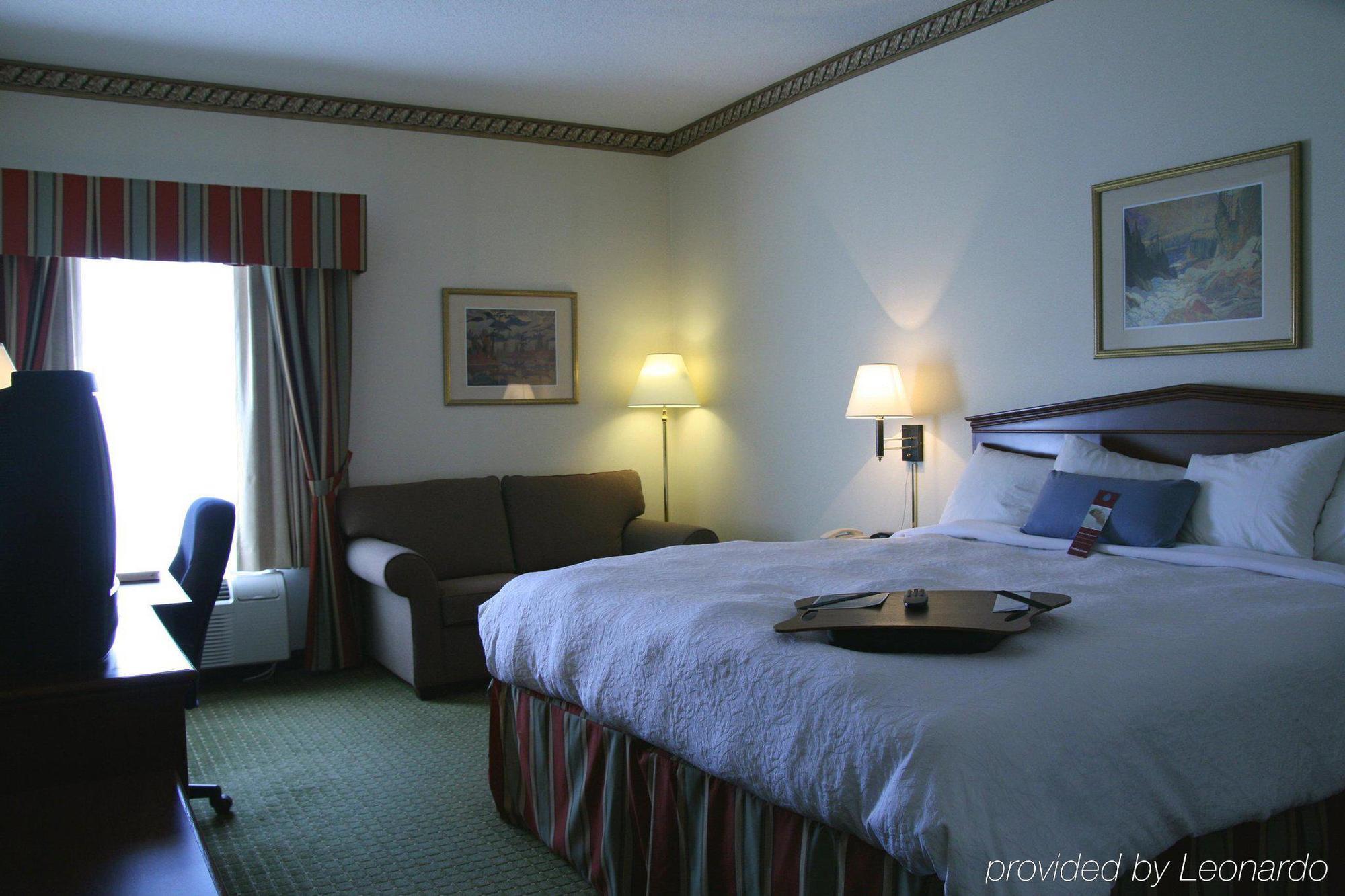 Country Inn & Suites By Radisson, Toronto Mississauga, On Room photo